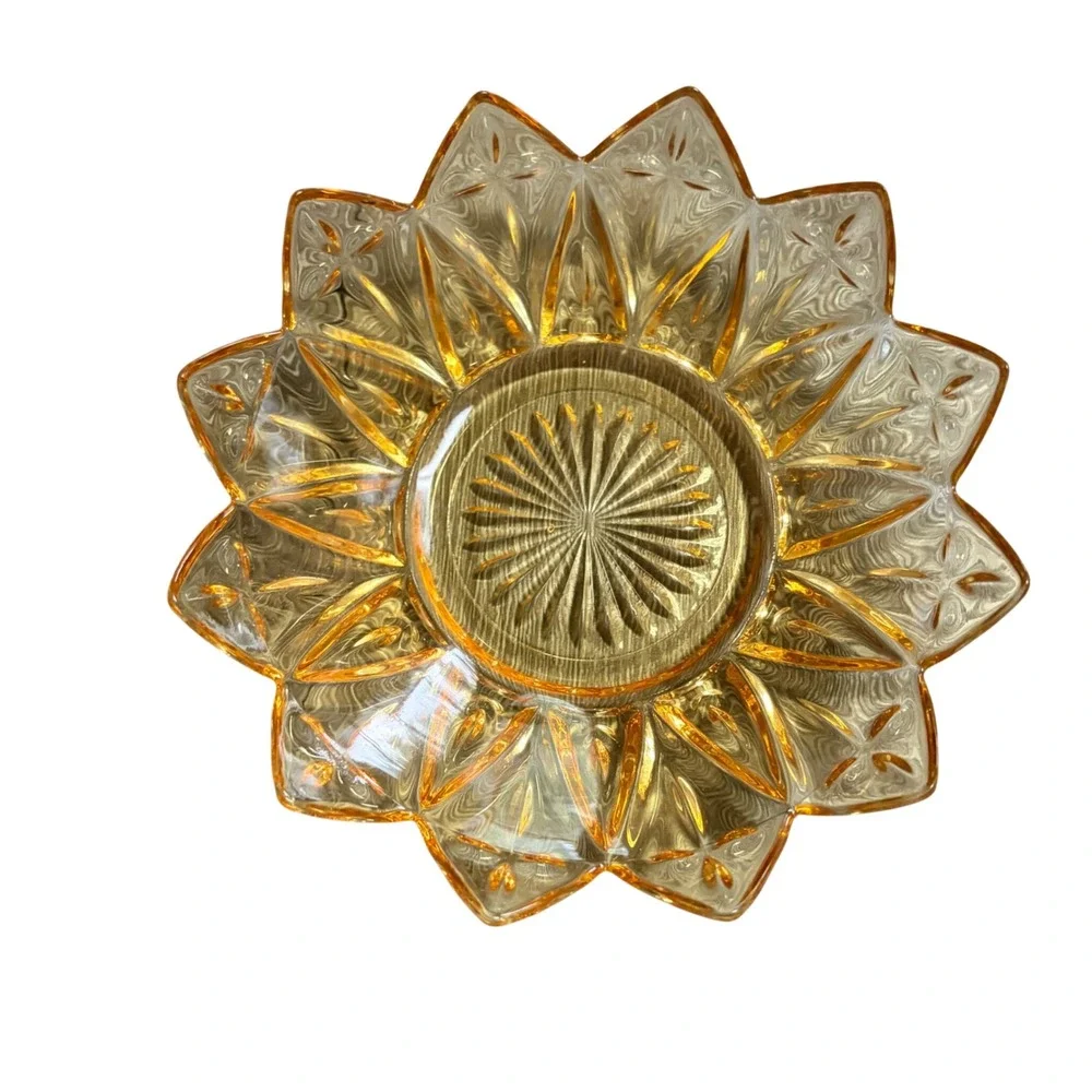 Vintage Federal Glass Amber Petal Bowl Sunflower Starburst Marigold 6 inch